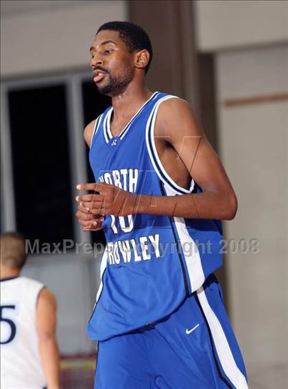 Thumbnail 3 in Kingwood vs. North Crowley (McDonald's Texas Invitational) photogallery.