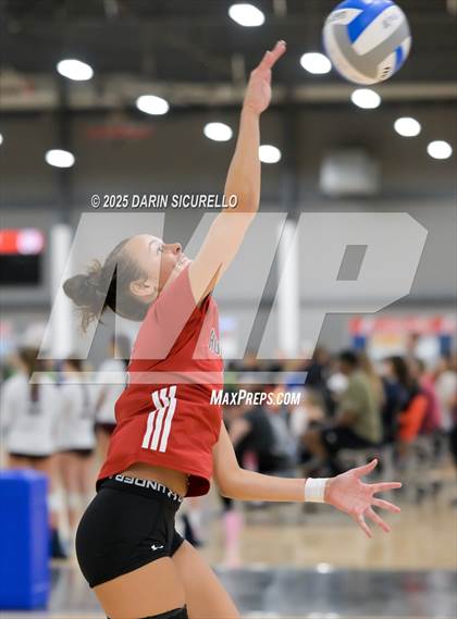 Thumbnail 1 in Bishop Gorman vs. Centennial (Nike Tournament of Champions – Southwest) photogallery.