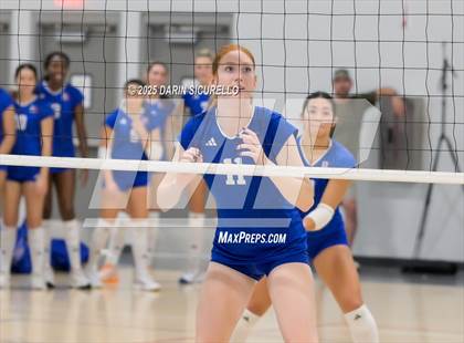 Thumbnail 3 in Bishop Gorman vs. Centennial (Nike Tournament of Champions – Southwest) photogallery.