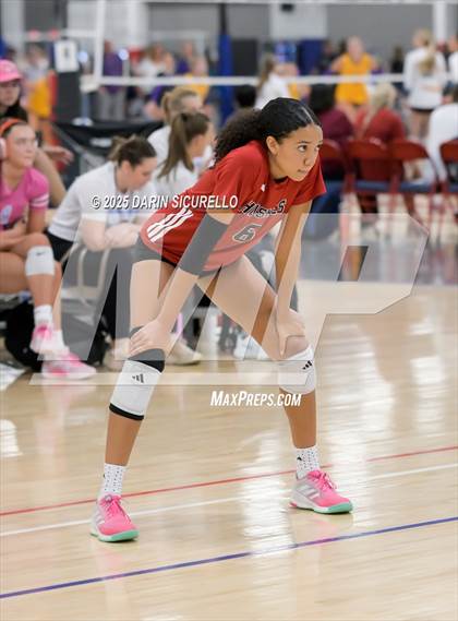Thumbnail 2 in Bishop Gorman vs. Centennial (Nike Tournament of Champions – Southwest) photogallery.