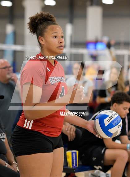 Thumbnail 2 in Bishop Gorman vs. Centennial (Nike Tournament of Champions – Southwest) photogallery.