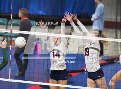 Thumbnail 1 in Chaparral vs. Fossil Ridge (CHSAA 5A 3rd Round) photogallery.