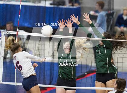 Thumbnail 1 in Chaparral vs. Fossil Ridge (CHSAA 5A 3rd Round) photogallery.