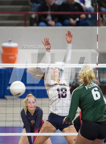 Thumbnail 1 in Chaparral vs. Fossil Ridge (CHSAA 5A 3rd Round) photogallery.