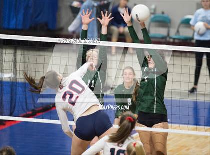 Thumbnail 2 in Chaparral vs. Fossil Ridge (CHSAA 5A 3rd Round) photogallery.