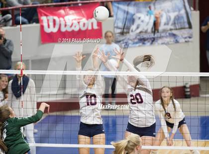 Thumbnail 2 in Chaparral vs. Fossil Ridge (CHSAA 5A 3rd Round) photogallery.