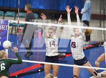 Thumbnail 2 in Chaparral vs. Fossil Ridge (CHSAA 5A 3rd Round) photogallery.