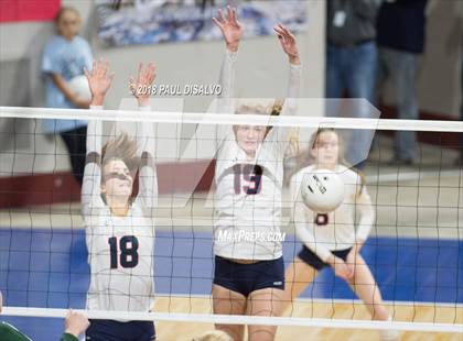 Thumbnail 3 in Chaparral vs. Fossil Ridge (CHSAA 5A 3rd Round) photogallery.
