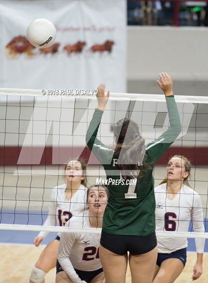 Thumbnail 1 in Chaparral vs. Fossil Ridge (CHSAA 5A 3rd Round) photogallery.