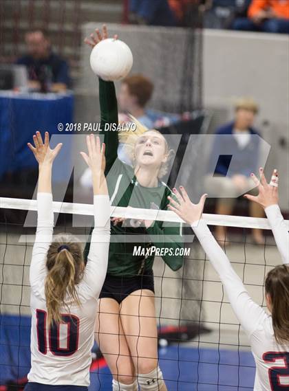 Thumbnail 3 in Chaparral vs. Fossil Ridge (CHSAA 5A 3rd Round) photogallery.