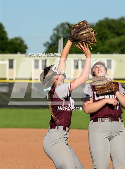 Thumbnail 3 in Nixon-Smiley vs Industrial (UIL 3A Bi District) photogallery.