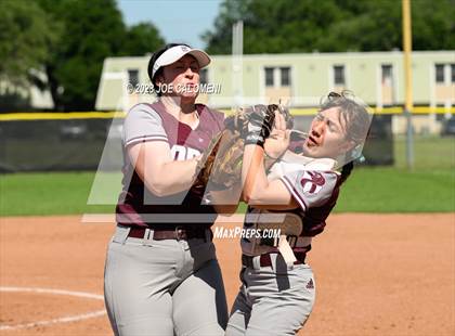 Thumbnail 2 in Nixon-Smiley vs Industrial (UIL 3A Bi District) photogallery.