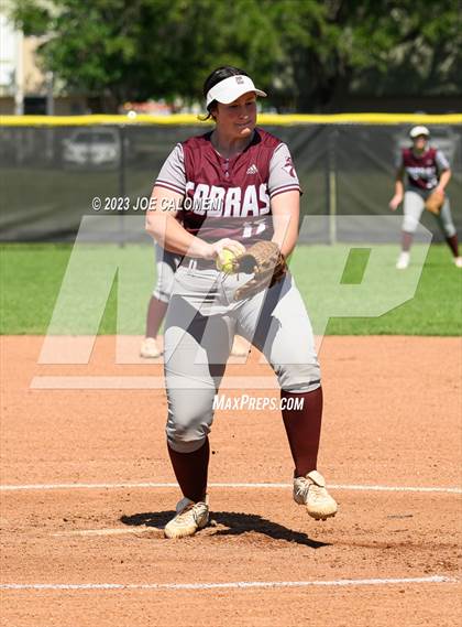 Thumbnail 2 in Nixon-Smiley vs Industrial (UIL 3A Bi District) photogallery.