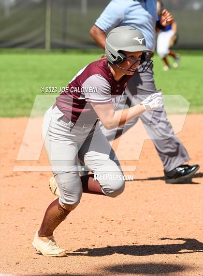 Thumbnail 1 in Nixon-Smiley vs Industrial (UIL 3A Bi District) photogallery.
