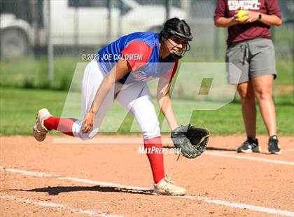 Thumbnail 3 in Nixon-Smiley vs Industrial (UIL 3A Bi District) photogallery.