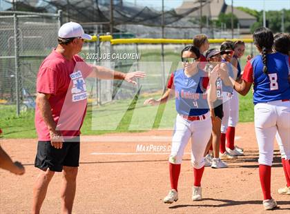 Thumbnail 3 in Nixon-Smiley vs Industrial (UIL 3A Bi District) photogallery.