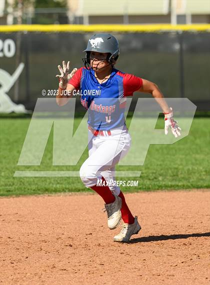 Thumbnail 2 in Nixon-Smiley vs Industrial (UIL 3A Bi District) photogallery.