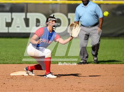 Thumbnail 3 in Nixon-Smiley vs Industrial (UIL 3A Bi District) photogallery.