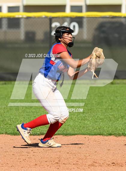Thumbnail 2 in Nixon-Smiley vs Industrial (UIL 3A Bi District) photogallery.