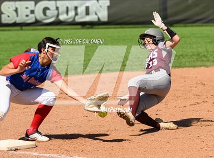 Thumbnail 1 in Nixon-Smiley vs Industrial (UIL 3A Bi District) photogallery.