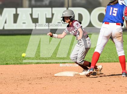 Thumbnail 2 in Nixon-Smiley vs Industrial (UIL 3A Bi District) photogallery.