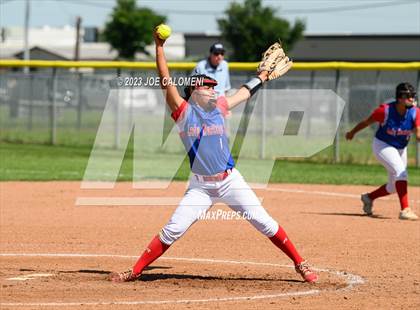 Thumbnail 2 in Nixon-Smiley vs Industrial (UIL 3A Bi District) photogallery.