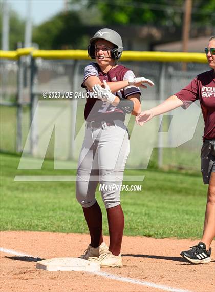 Thumbnail 3 in Nixon-Smiley vs Industrial (UIL 3A Bi District) photogallery.
