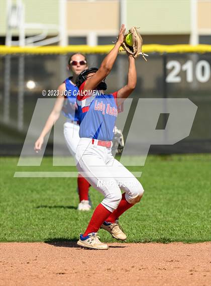 Thumbnail 3 in Nixon-Smiley vs Industrial (UIL 3A Bi District) photogallery.