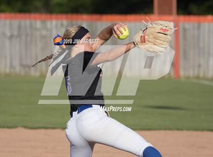Thumbnail 1 in Warren Central vs. Southaven photogallery.