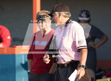 Thumbnail 3 in Warren Central vs. Southaven photogallery.