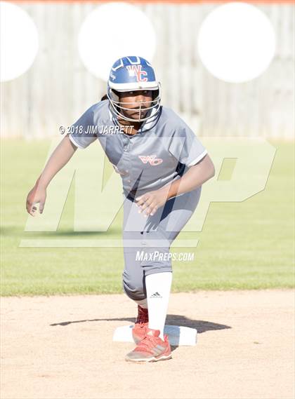 Thumbnail 2 in Warren Central vs. Southaven photogallery.