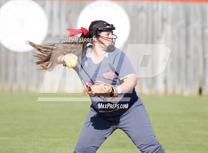 Thumbnail 1 in Warren Central vs. Southaven photogallery.
