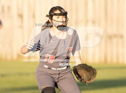 Thumbnail 2 in Warren Central vs. Southaven photogallery.