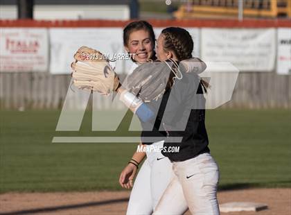 Thumbnail 2 in Warren Central vs. Southaven photogallery.