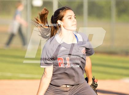 Thumbnail 3 in Warren Central vs. Southaven photogallery.