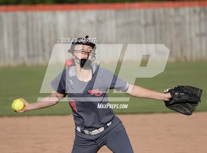 Thumbnail 1 in Warren Central vs. Southaven photogallery.