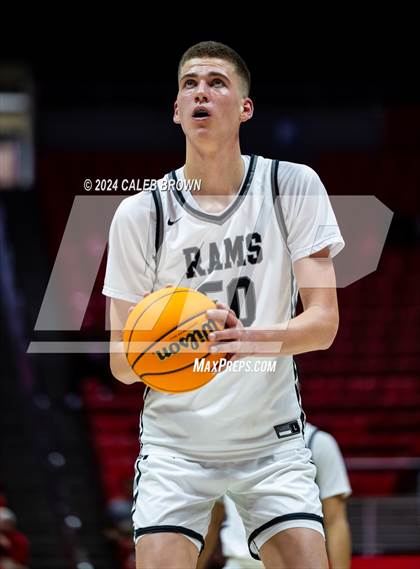 Thumbnail 1 in Highland vs. Bountiful (UHSAA 5A Quarterfinal) photogallery.