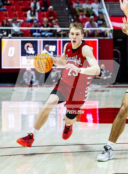 Thumbnail 2 in Highland vs. Bountiful (UHSAA 5A Quarterfinal) photogallery.