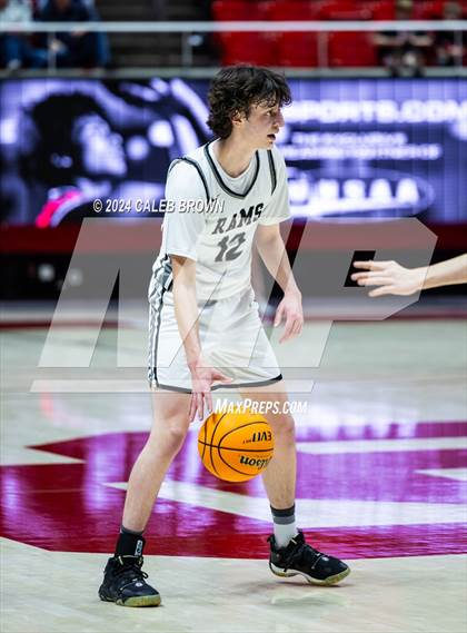 Thumbnail 3 in Highland vs. Bountiful (UHSAA 5A Quarterfinal) photogallery.