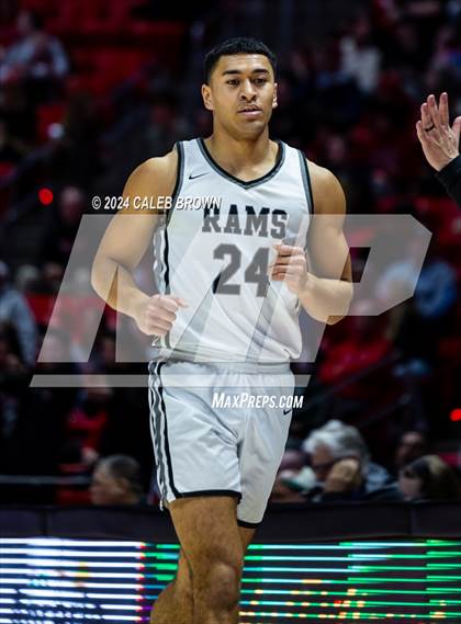 Thumbnail 2 in Highland vs. Bountiful (UHSAA 5A Quarterfinal) photogallery.