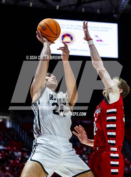 Thumbnail 3 in Highland vs. Bountiful (UHSAA 5A Quarterfinal) photogallery.