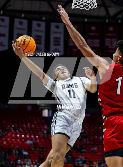 Thumbnail 1 in Highland vs. Bountiful (UHSAA 5A Quarterfinal) photogallery.