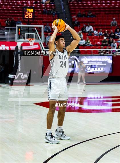 Thumbnail 2 in Highland vs. Bountiful (UHSAA 5A Quarterfinal) photogallery.
