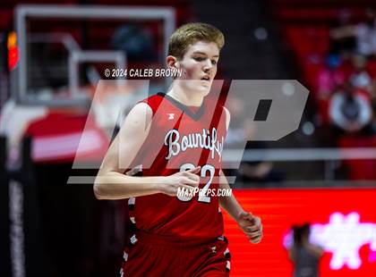 Thumbnail 2 in Highland vs. Bountiful (UHSAA 5A Quarterfinal) photogallery.