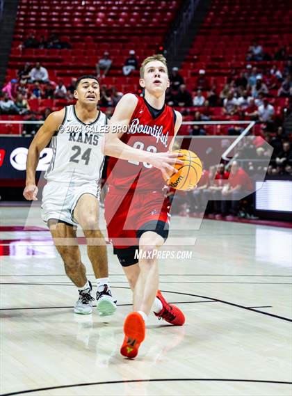 Thumbnail 1 in Highland vs. Bountiful (UHSAA 5A Quarterfinal) photogallery.