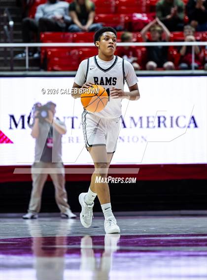 Thumbnail 3 in Highland vs. Bountiful (UHSAA 5A Quarterfinal) photogallery.