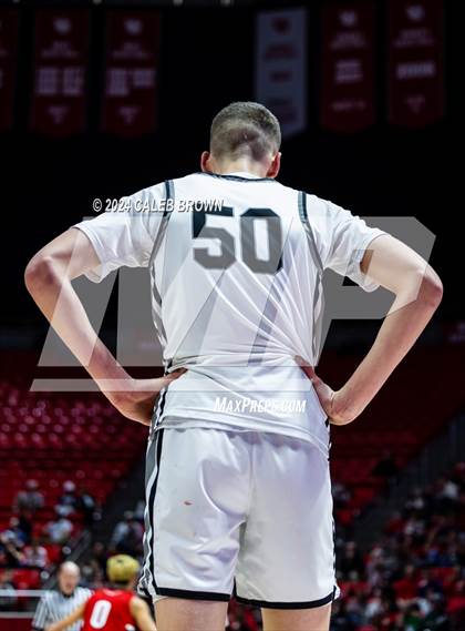 Thumbnail 2 in Highland vs. Bountiful (UHSAA 5A Quarterfinal) photogallery.