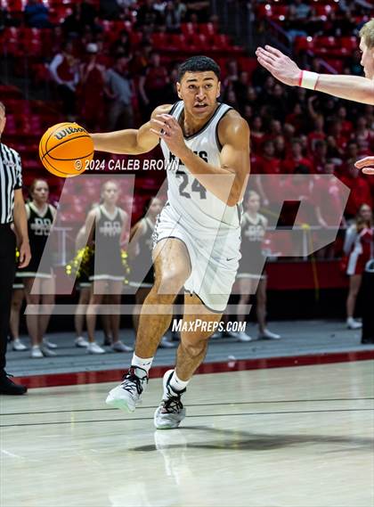 Thumbnail 3 in Highland vs. Bountiful (UHSAA 5A Quarterfinal) photogallery.