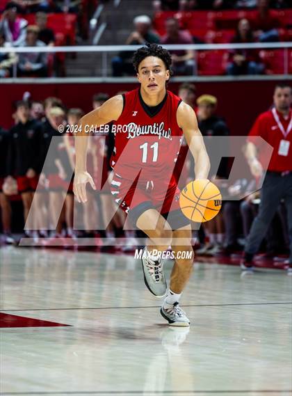 Thumbnail 3 in Highland vs. Bountiful (UHSAA 5A Quarterfinal) photogallery.
