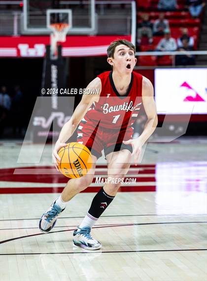 Thumbnail 3 in Highland vs. Bountiful (UHSAA 5A Quarterfinal) photogallery.